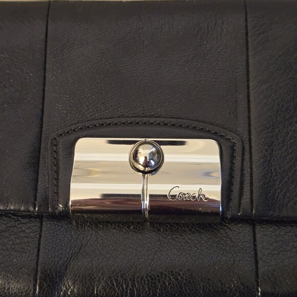 Coach Kristin Clutch Style 15983 - Picture 4 of 6